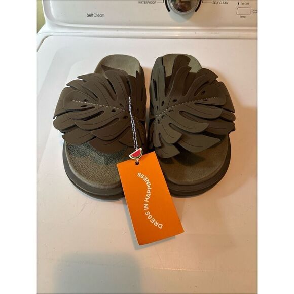 Farm Rio Sandals - Picture 8 of 8